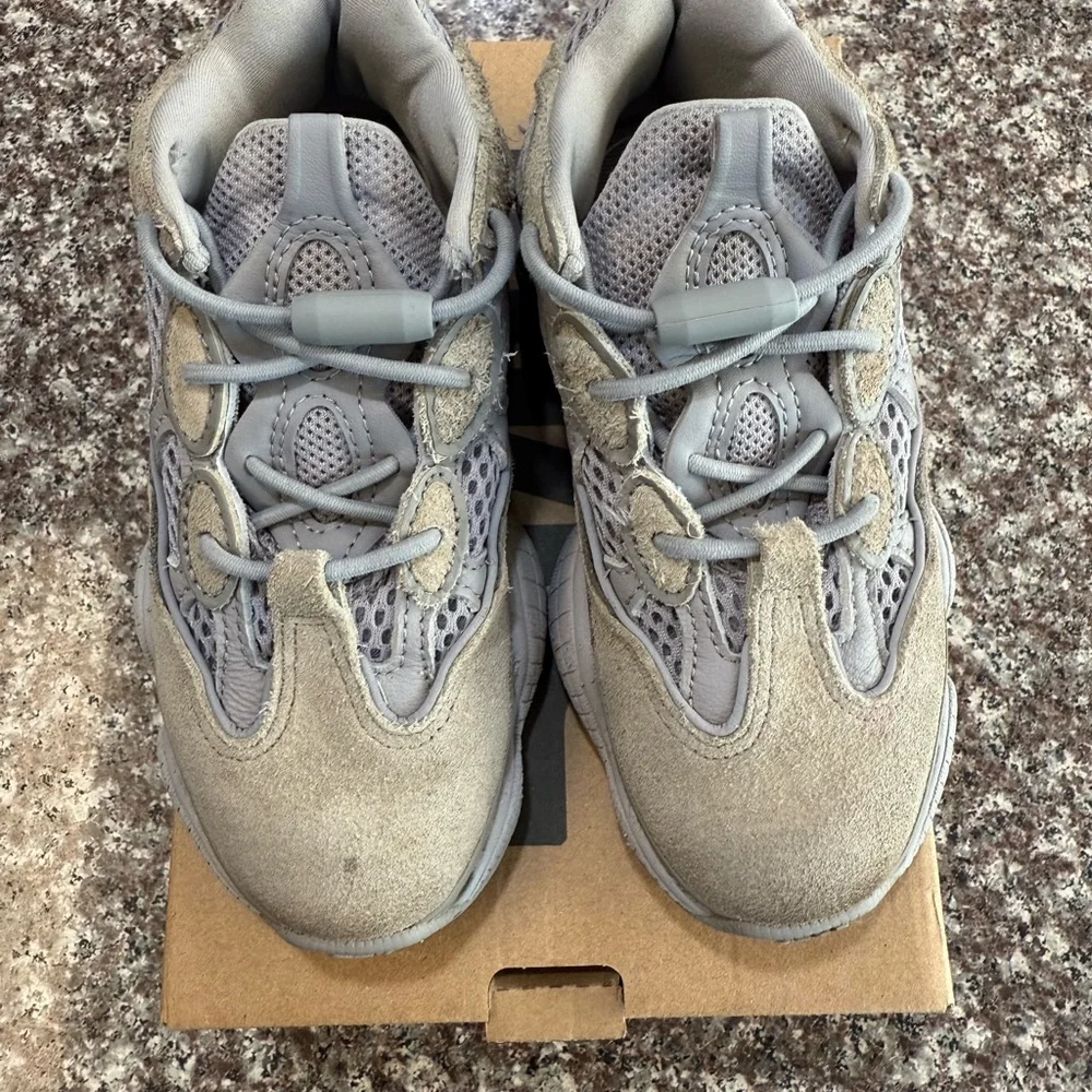 Yeezy 500 Kids Sneakers in Gray - Picture 1 of 15